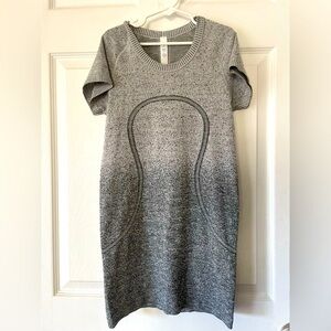 Lululemon swiftly tech grey ombré short sleeve shirt size 4